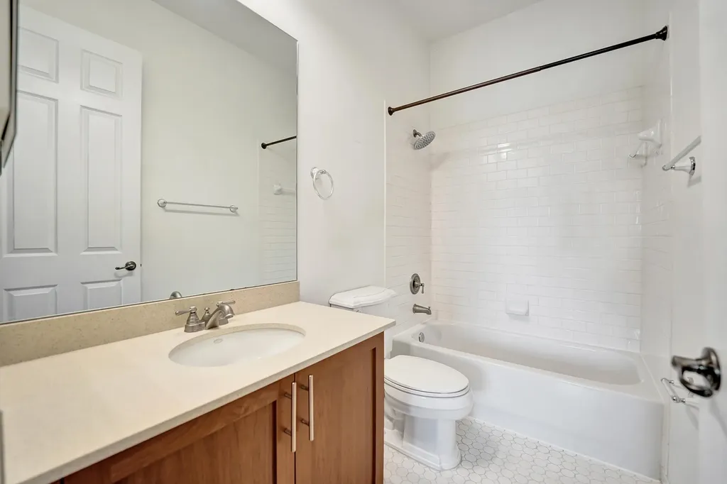 370 SW 14 Avenue Fort Lauderdale FL 33312