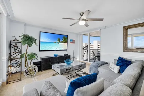 5049 N Hwy A1a Hutchinson Island FL 34949