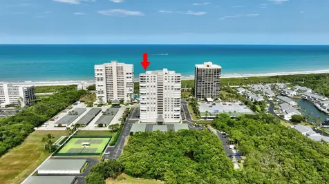 5049 N Hwy A1a Hutchinson Island FL 34949