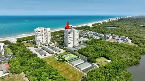 5049 N Hwy A1a Hutchinson Island FL 34949