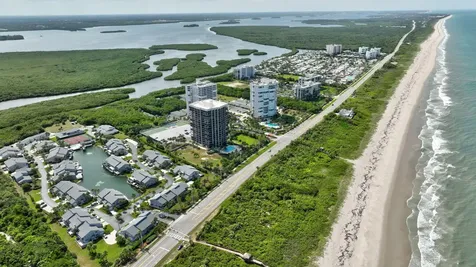 5049 N Hwy A1a Hutchinson Island FL 34949
