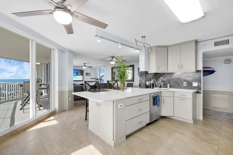 5049 N Hwy A1a Hutchinson Island FL 34949