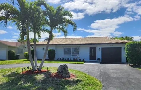 8018 NW 100th Terrace Tamarac FL 33321
