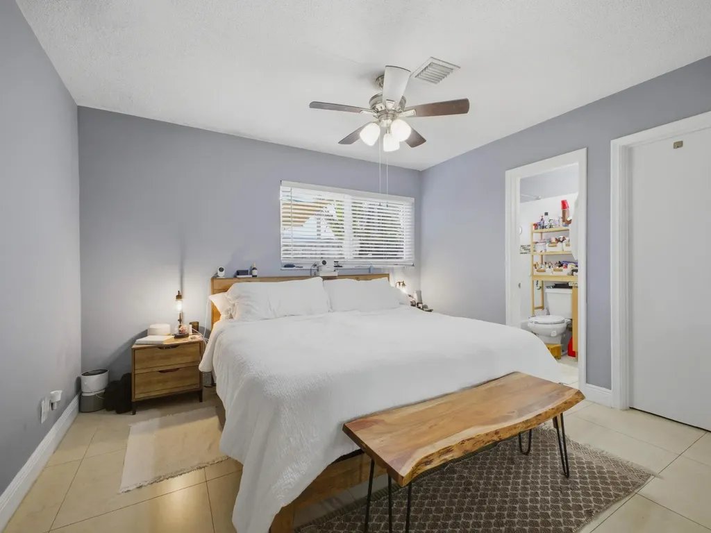 451 SE 1st Avenue Pompano Beach FL 33060