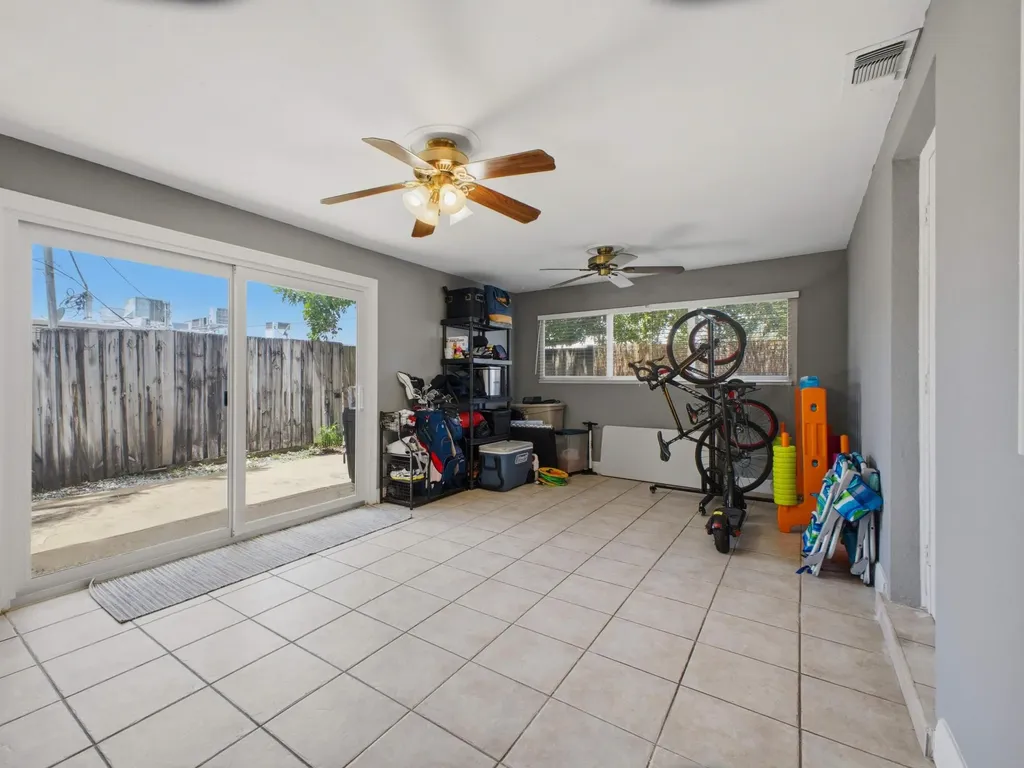 451 SE 1st Avenue Pompano Beach FL 33060