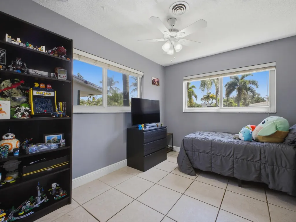 451 SE 1st Avenue Pompano Beach FL 33060