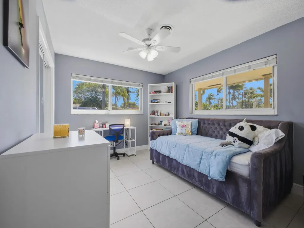 451 SE 1st Avenue Pompano Beach FL 33060