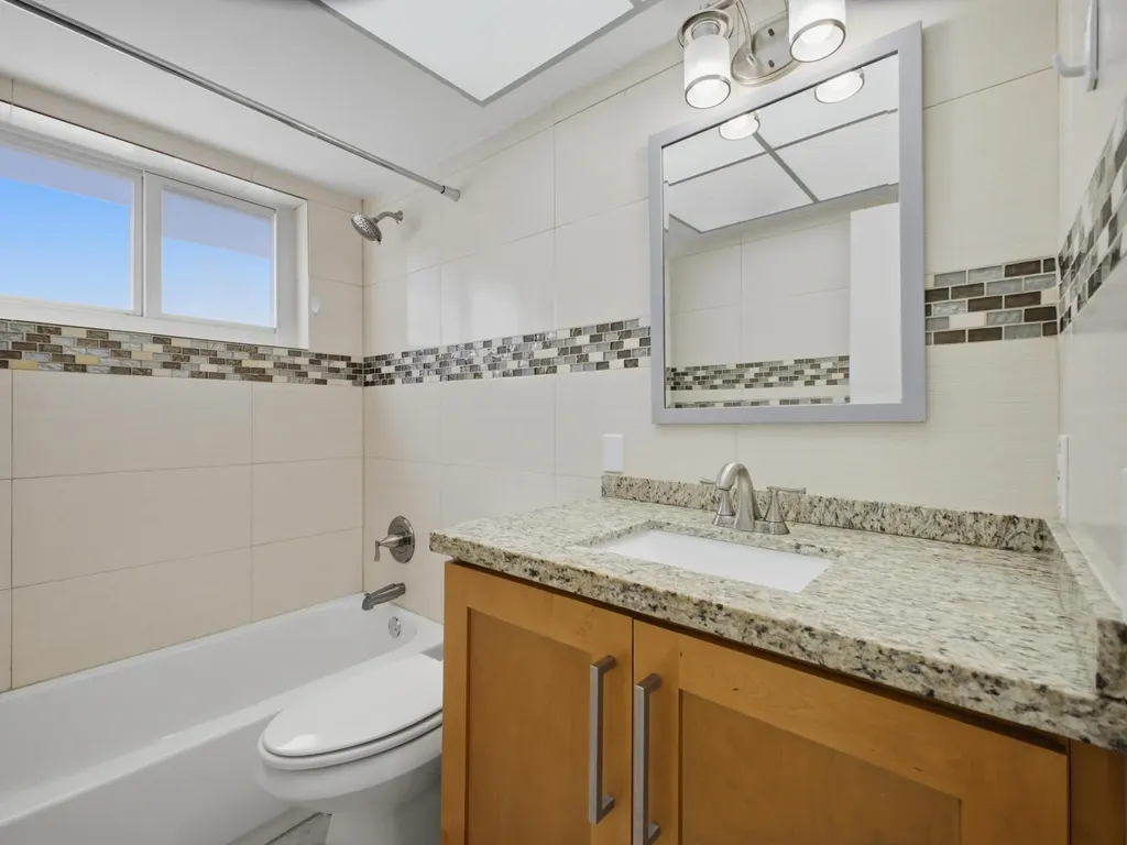 451 SE 1st Avenue Pompano Beach FL 33060