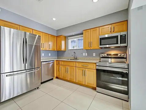 451 SE 1st Avenue Pompano Beach FL 33060