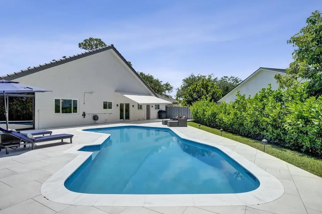 2845 NW 42nd Street Boca Raton FL 33434