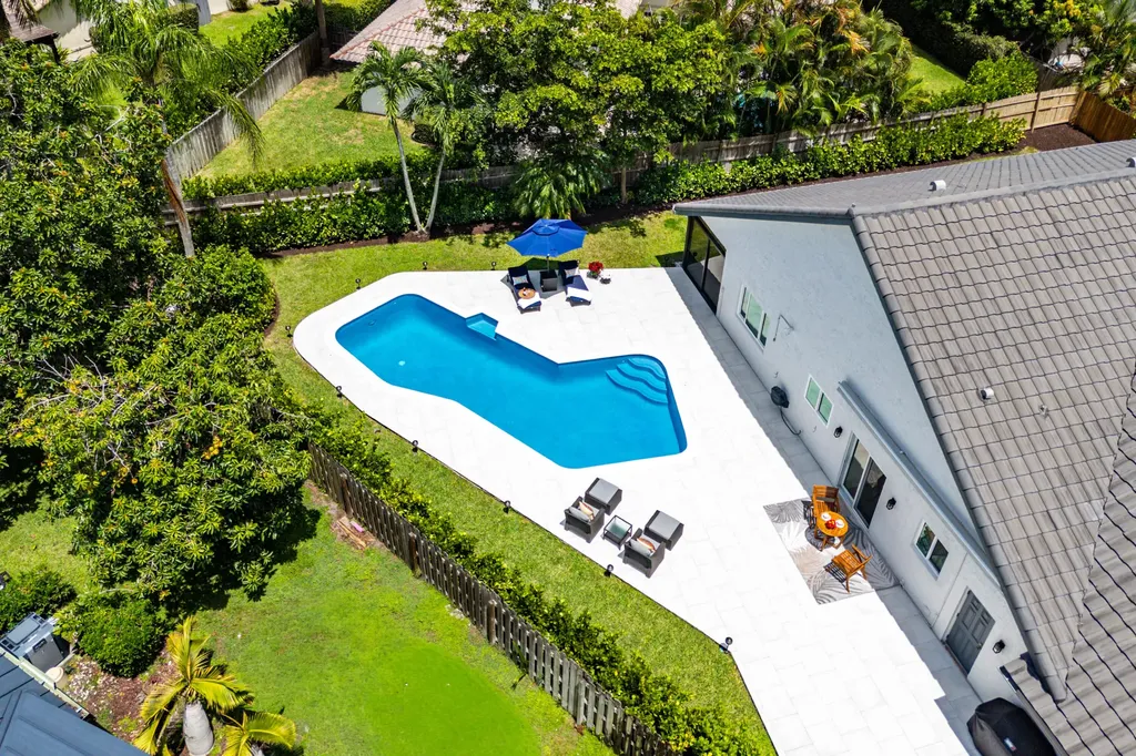 2845 NW 42nd Street Boca Raton FL 33434
