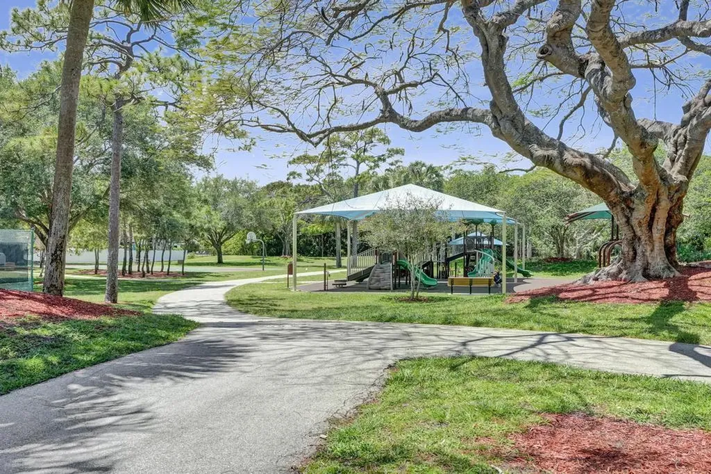 2845 NW 42nd Street Boca Raton FL 33434