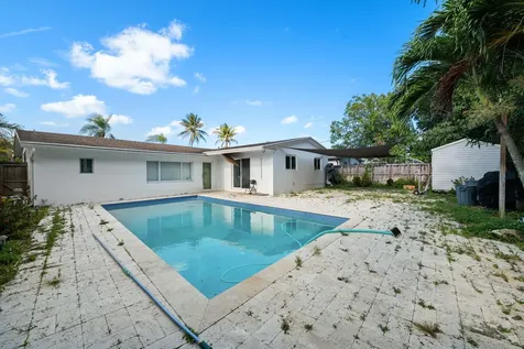 6530 Hayes Street Hollywood FL 33024