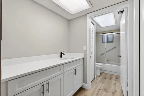 5340 Las Verdes Cr Las Verdes Circle Delray Beach FL 33484