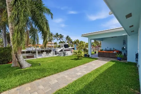 380 SE 5th Avenue Pompano Beach FL 33060