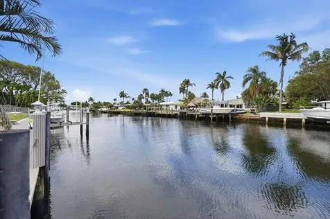 380 SE 5th Avenue Pompano Beach FL 33060