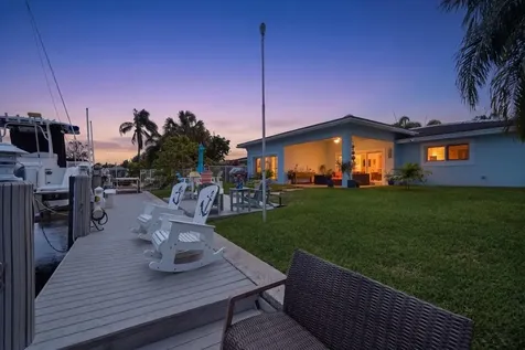 380 SE 5th Avenue Pompano Beach FL 33060