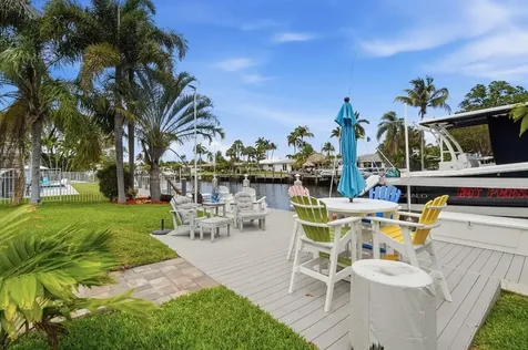 380 SE 5th Avenue Pompano Beach FL 33060