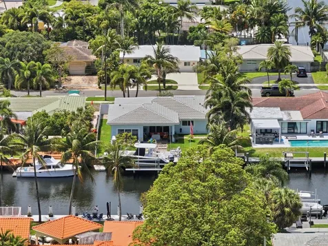 380 SE 5th Avenue Pompano Beach FL 33060