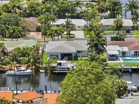 380 SE 5th Avenue Pompano Beach FL 33060