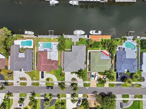 380 SE 5th Avenue Pompano Beach FL 33060