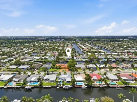 380 SE 5th Avenue Pompano Beach FL 33060