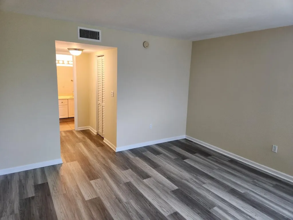 731 N Pine Island Road Plantation FL 33324