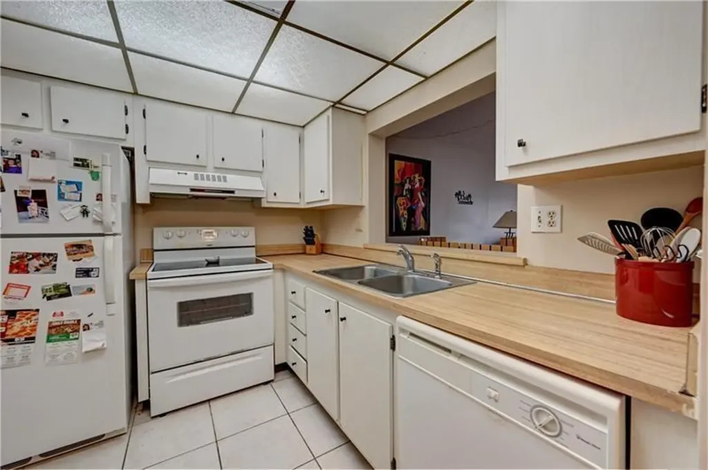 4150 NW 90th Avenue Coral Springs FL 33065