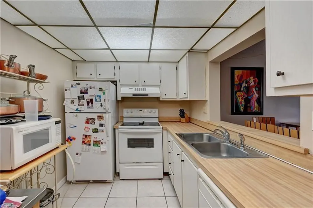 4150 NW 90th Avenue Coral Springs FL 33065