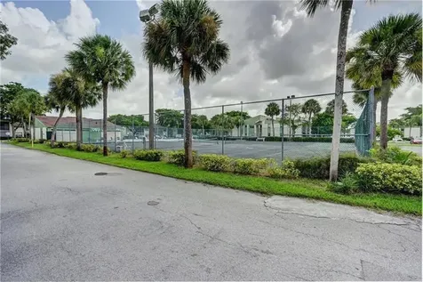 4150 NW 90th Avenue Coral Springs FL 33065