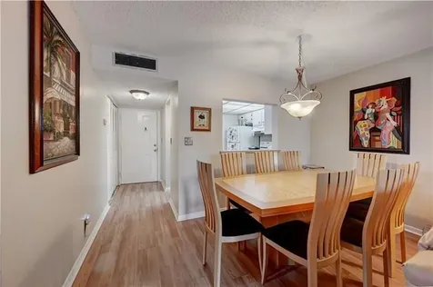 4150 NW 90th Avenue Coral Springs FL 33065