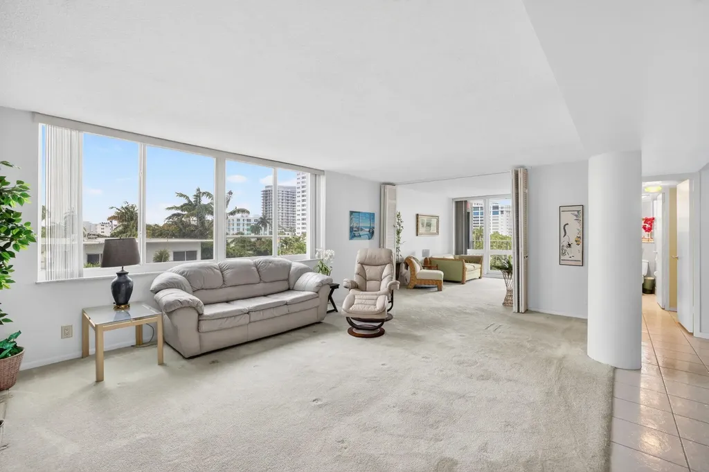 524 Orton Avenue Fort Lauderdale FL 33304