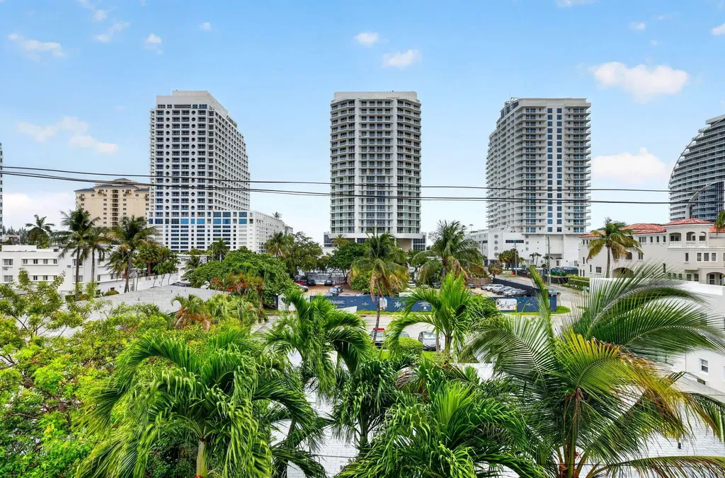 524 Orton Avenue Fort Lauderdale FL 33304