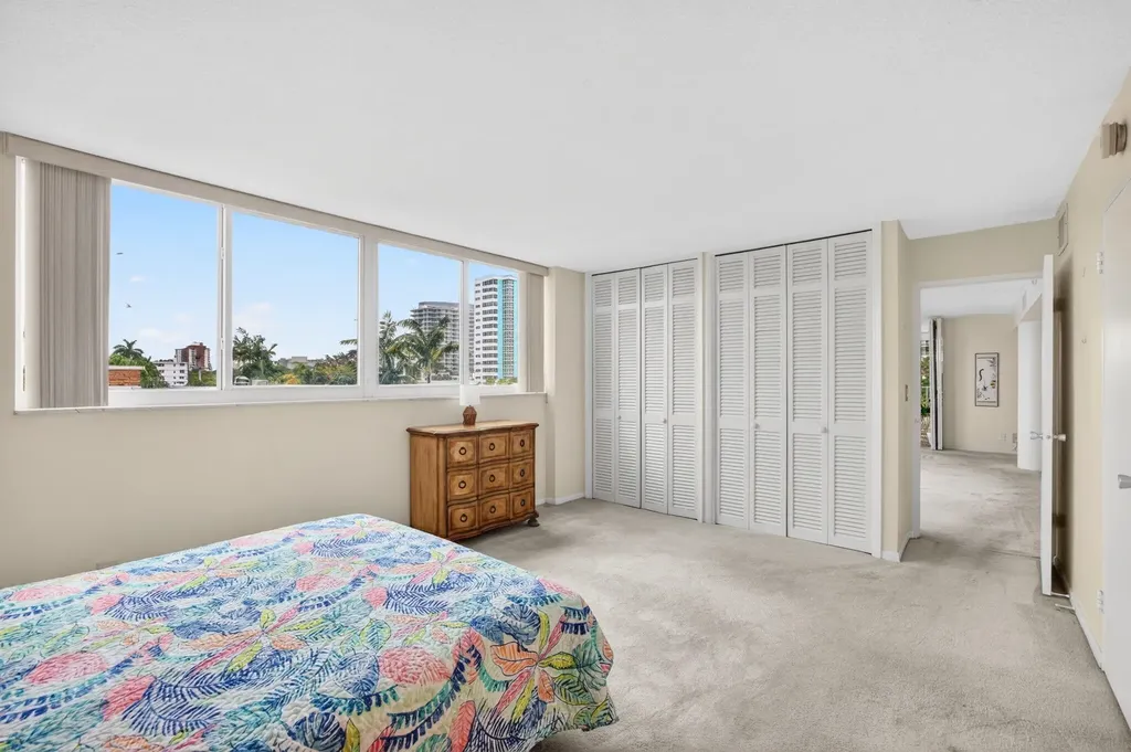 524 Orton Avenue Fort Lauderdale FL 33304