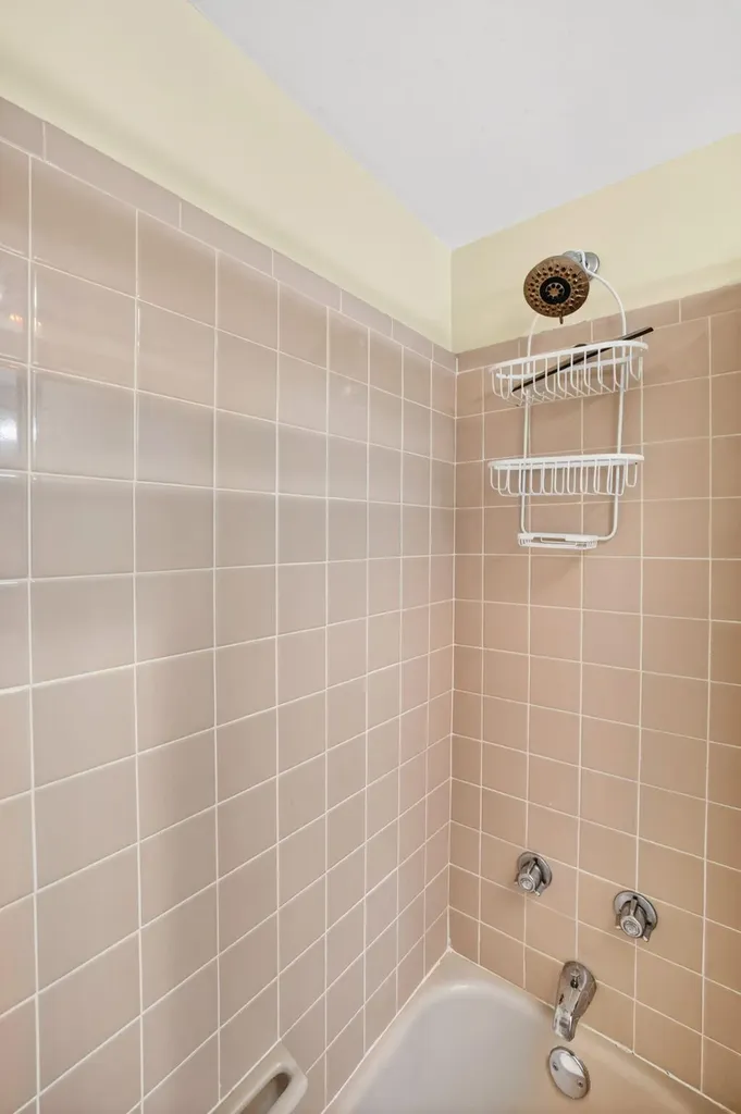 524 Orton Avenue Fort Lauderdale FL 33304
