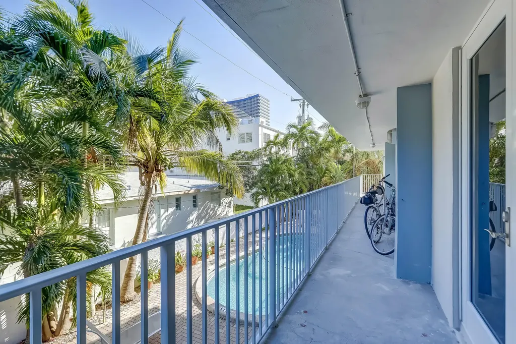 524 Orton Avenue Fort Lauderdale FL 33304