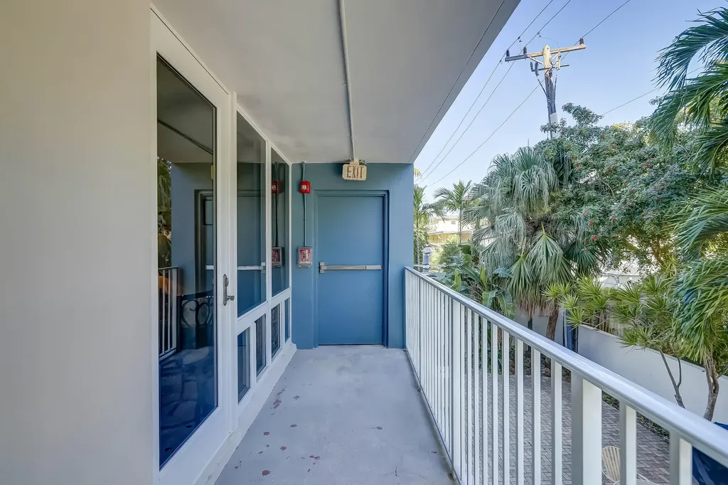 524 Orton Avenue Fort Lauderdale FL 33304