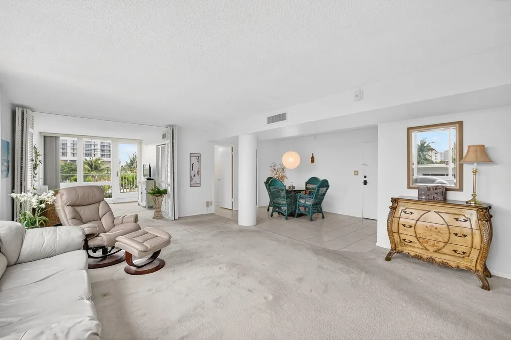 524 Orton Avenue Fort Lauderdale FL 33304