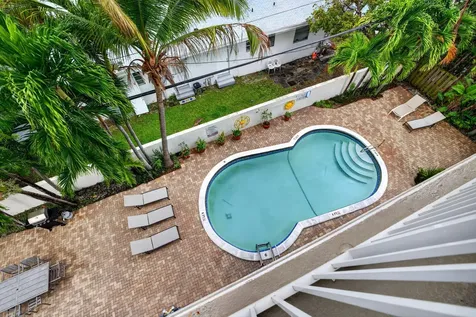 524 Orton Avenue Fort Lauderdale FL 33304