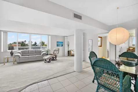 524 Orton Avenue Fort Lauderdale FL 33304