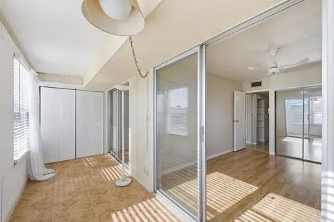 384 Saxony H Delray Beach FL 33446