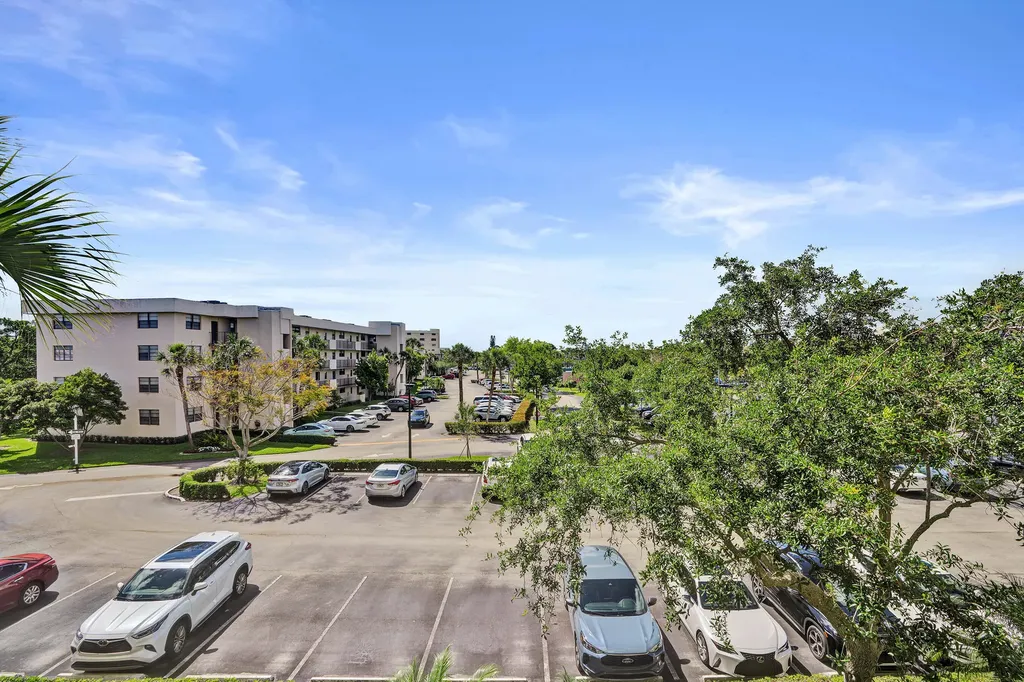 2400 Deer Creek Country Club Boulevard Deerfield Beach FL 33442