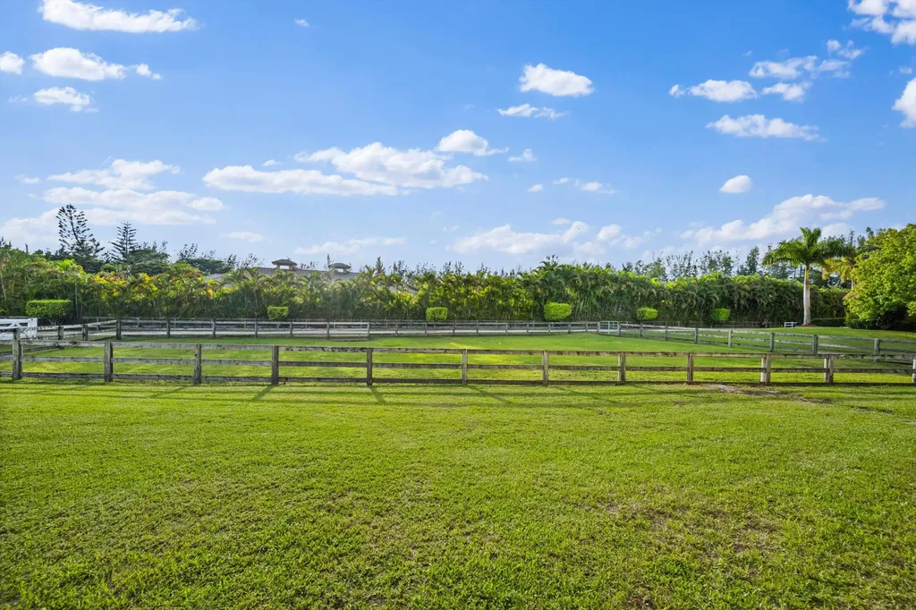 11861 Hawk Hollow Wellington FL 33449