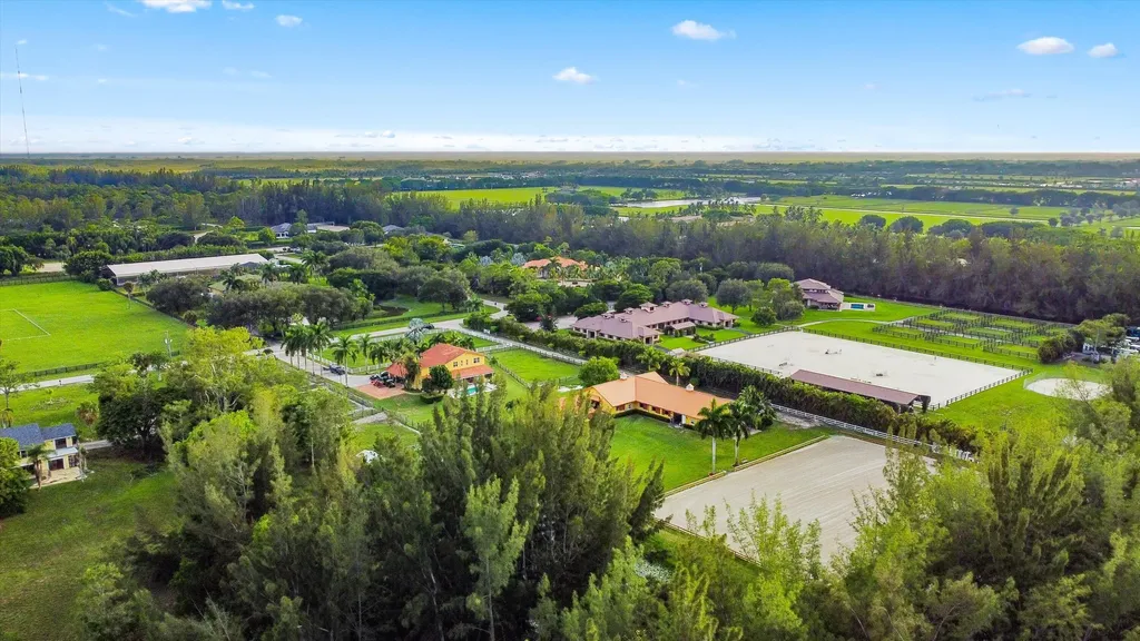 11861 Hawk Hollow Wellington FL 33449