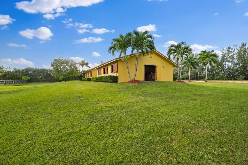 11861 Hawk Hollow Wellington FL 33449