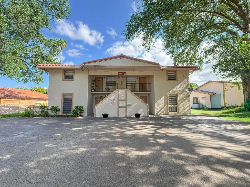 10901 NW 45th Street Coral Springs FL 33065