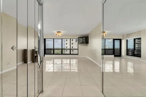 5000 N Ocean Boulevard Lauderdale By The Sea FL 33308