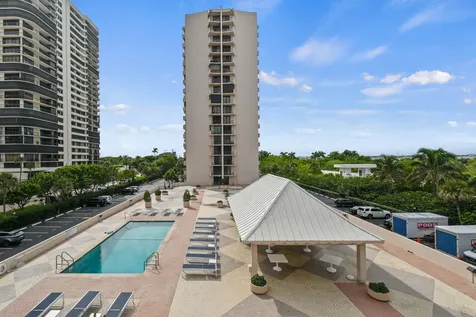 4200 N Ocean Drive Riviera Beach FL 33404