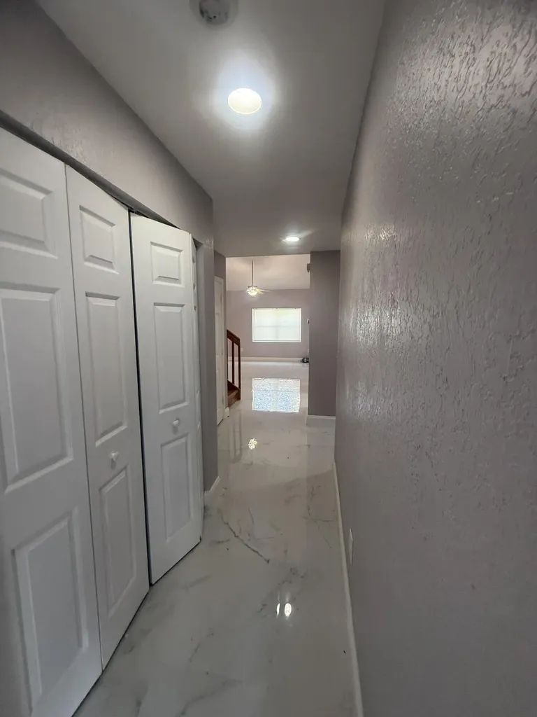 9831 NW 24th Street Sunrise FL 33322