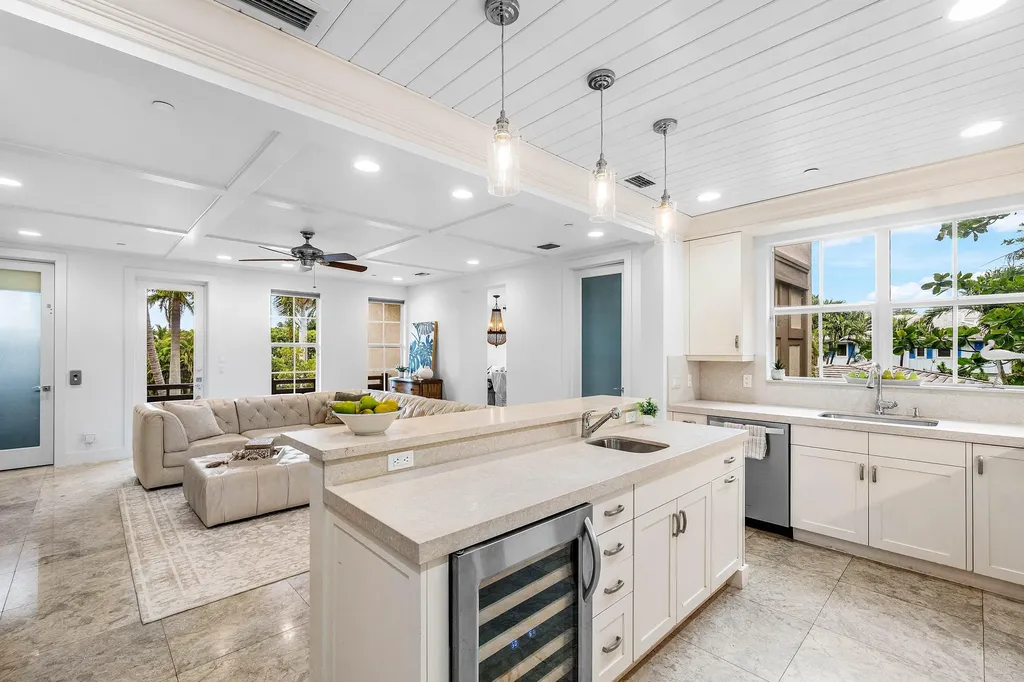 1108 Coconut Row Delray Beach FL 33483